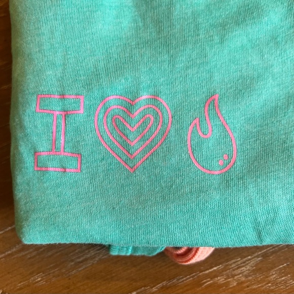 Orangetheory bundle of 3 workout tops Bella Canvas MV Spor SMALL - Picture 3 of 3